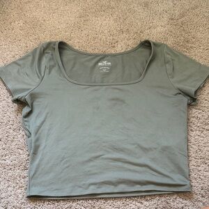 Hollister Women's Sage Green Short Sleeve Tee